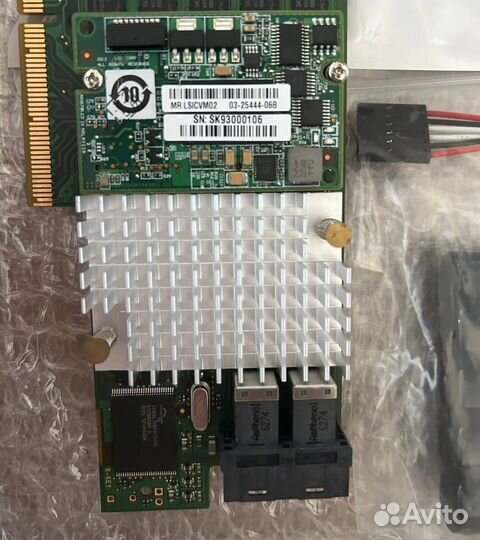 LSI Logic megaraid SAS LSI 9361-8i 2GB + CVM02 8g