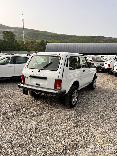 ВАЗ Niva Legend 1.7 МТ, 2024