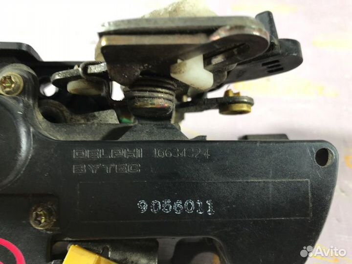 Замок двери задний правый Opel Frontera B