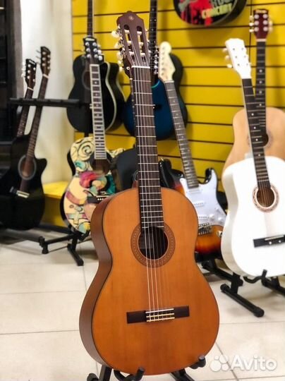 Гитара yamaha