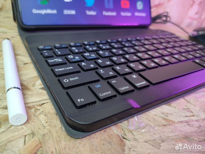 Новый планшет Umilio s9 6/128