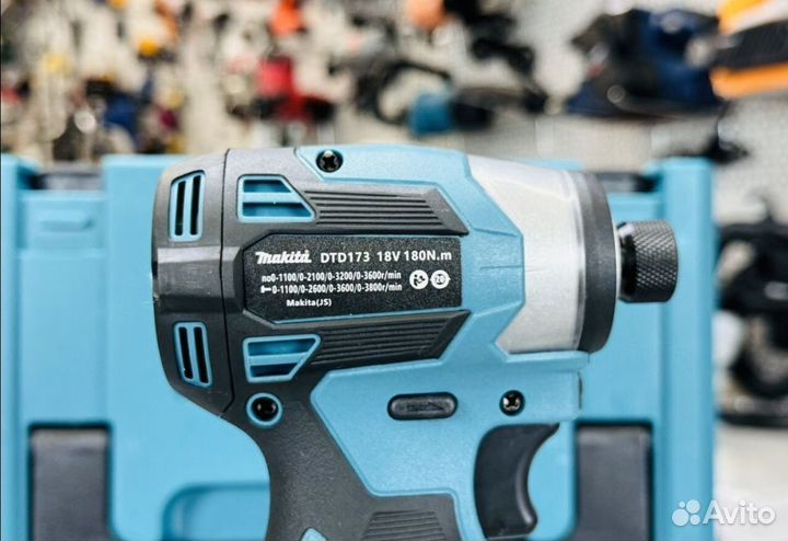 Винтоверт импакт импульсный Makita 180Нм