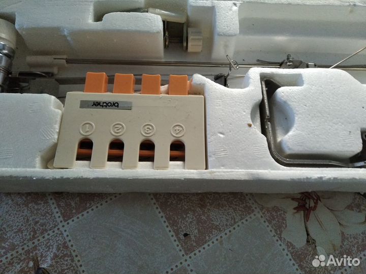 Сменщик цвета Brother 820