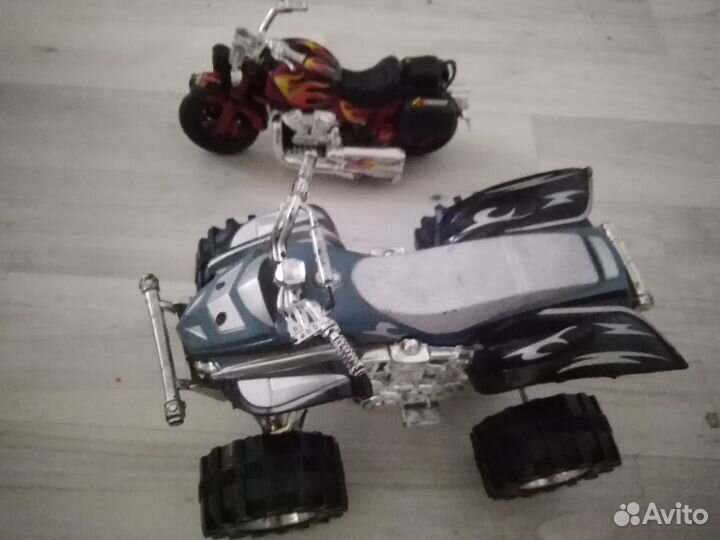 Мотоциклы детские игрушечные