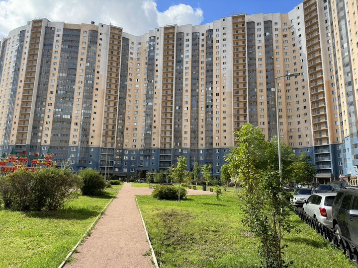 2-к. квартира, 57 м², 8/25 эт.