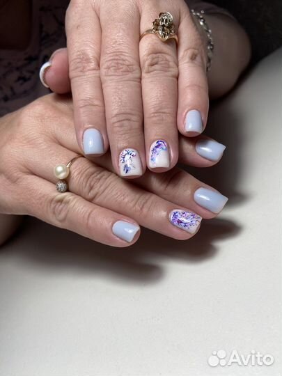 Маникюр с покрытием гель-лаком