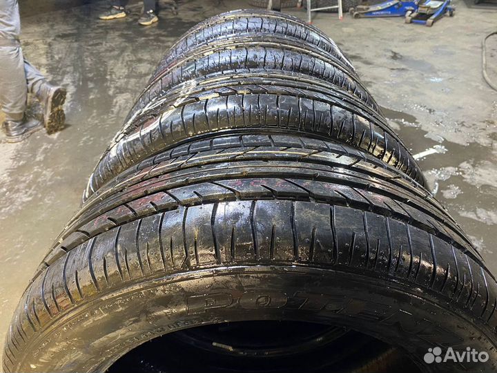 Bridgestone Potenza RE040 235/55 R17 99Y