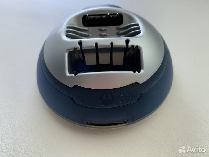 Motorola v60i кредл