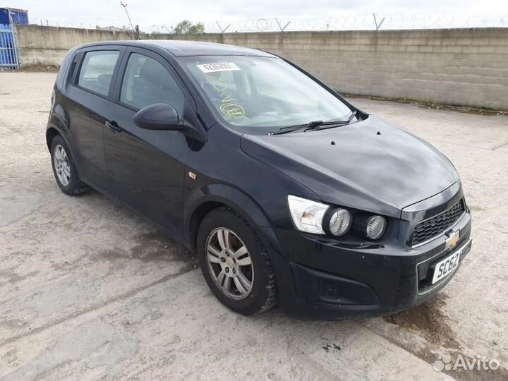 Разбор на запчасти Chevrolet Aveo (T300) 2011