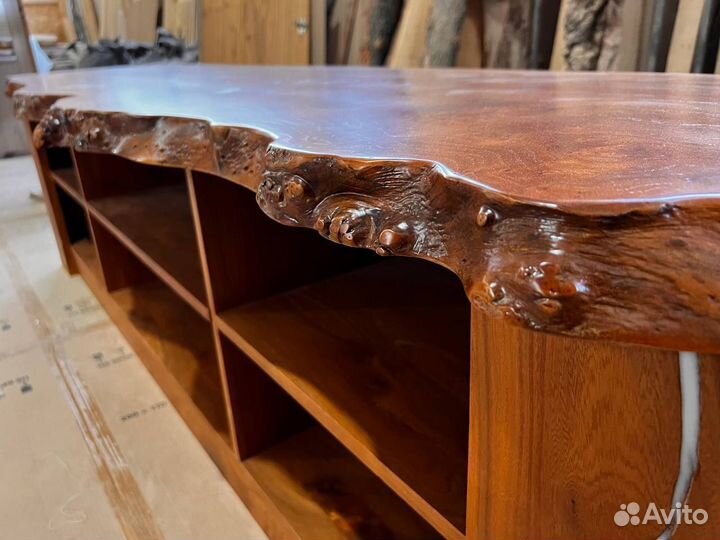 Тумба под телевизор из массива