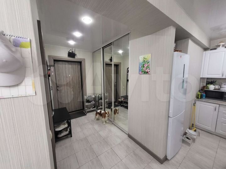 2-к. квартира, 58 м², 1/9 эт.