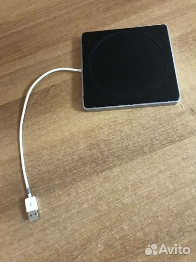 Внешний дисковод в кейсе