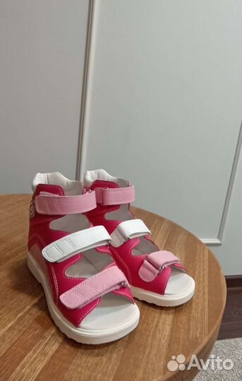 Босоножки для девочки