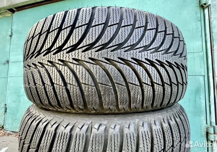 Goodyear UltraGrip Ice+ 215/55 R17 92T