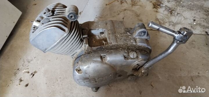 Двигатель от мопеда 