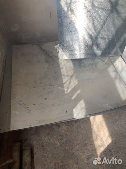 Лист оцинкованный 0.7мм 140кг