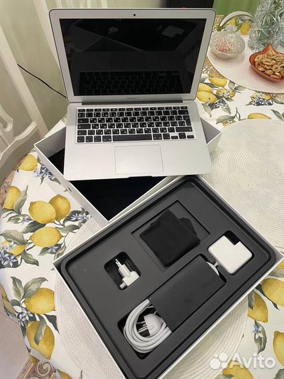 Apple MacBook Air а1466