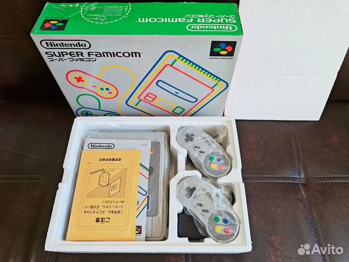 Super Famicom ntsc J, комплект в коробке