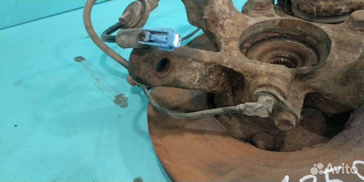 Тормозной суппорт диск Nissan Almera N16