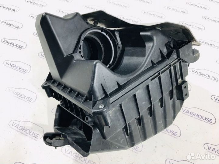 Корпус воздушного фильтра Audi A4 B6 8E 2003