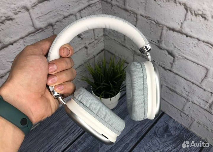 Беспроводные стильные наушники Hoco