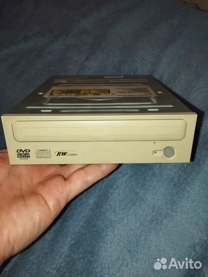 Дисковод для CD, DVD дисков