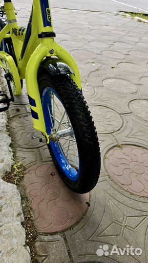 Детский велосипед двухколёсный