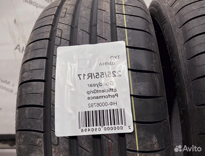 Goodyear EfficientGrip Performance 225/55 R17 94Y