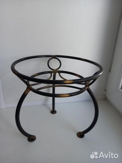 Подставка для цветов