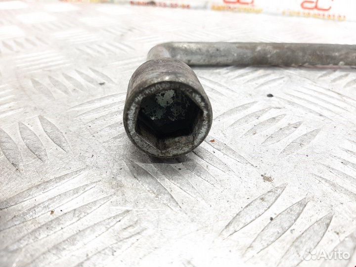 Ключ баллонный для Chevrolet Aveo (T200-T250)