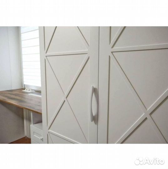 Шкаф белый в детскую