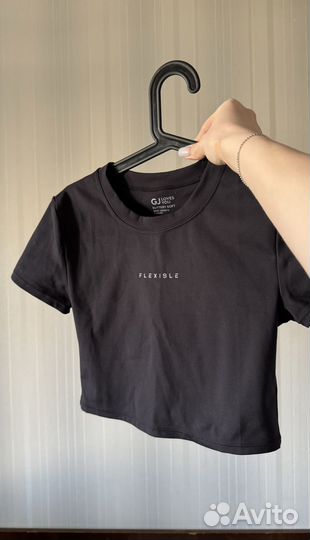 Спортивные футболки