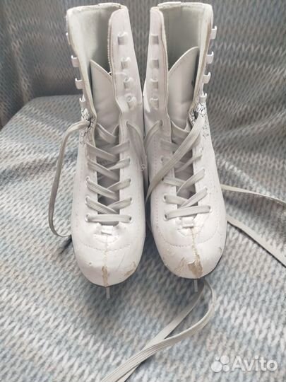 Коньки фигурные