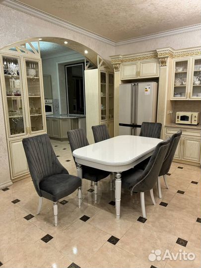 Кухонный стол/ стол стулья