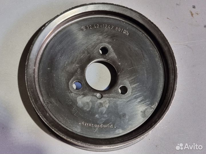 Шкив насоса гур бмв Е36