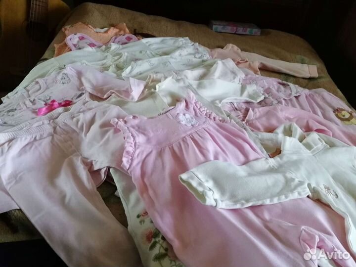 Одежда для девочки пакетом на 3-12 месяцев