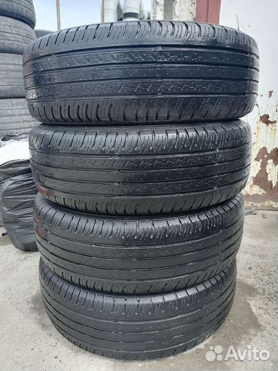 Dunlop Grandtrek ST30 225/65 R17