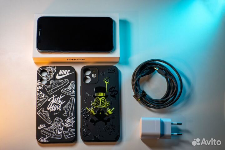 iPhone 12 mini, 64 ГБ
