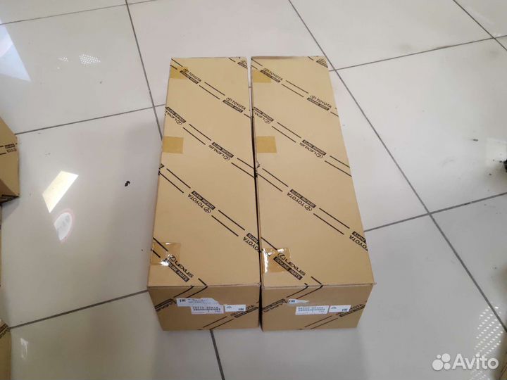 Амортизаторы передние highlander 2010-2013