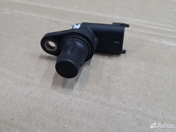 Датчик положения распредвала opel Corsa D Astra H