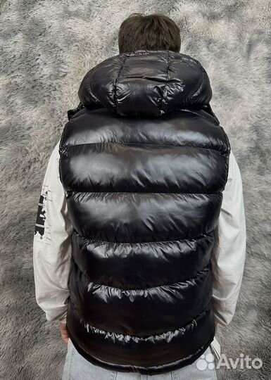 Жилетка Moncler матовая