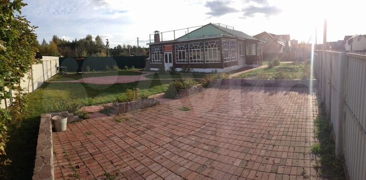 Дом 200 м² на участке 10 сот.