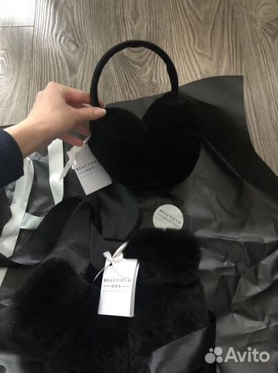 Набор меховые варежки кролик рекс и меховые наушни