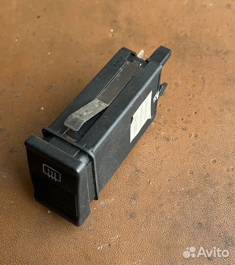 Кнопка обогрева стекла Audi 80 4A0941503E