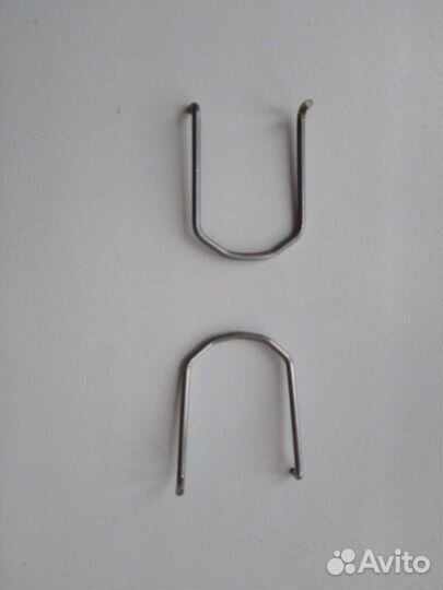 55556495 GM (фиксаторы патрубка вентиляц. картера)