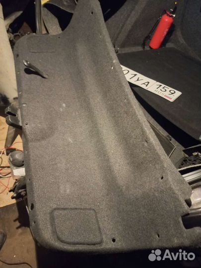 Обшивка багажника Шкода суперб2