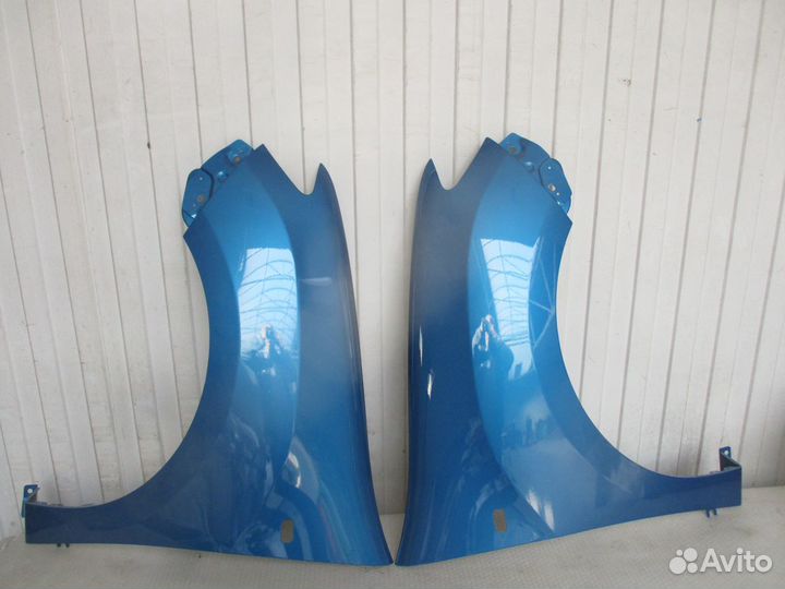 Крыло Renault Sandero 2 / Logan 2 с 14 г в цвет