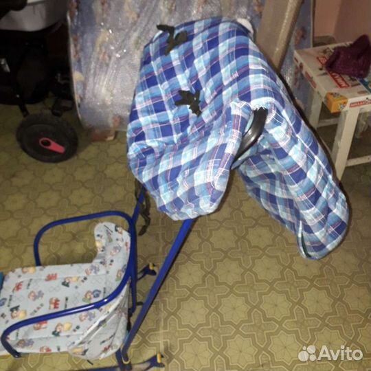 Санки на колесах детские