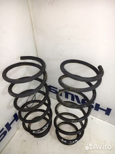 Пружины задние для Kia Rio 2000 год
