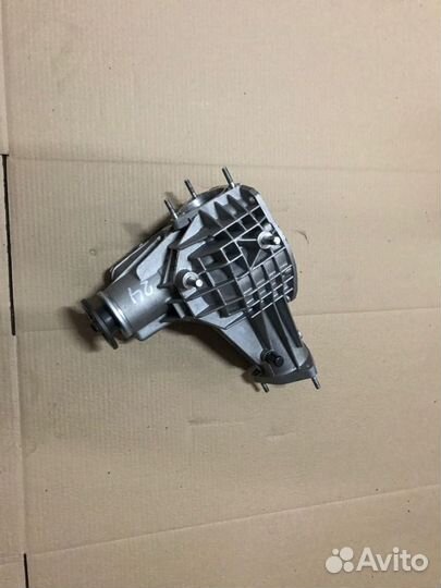 Редуктор Переднего моста Нива 3.9 на 22 шлица